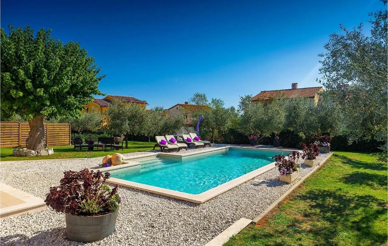 Villa Chiara Puntera Holiday home
